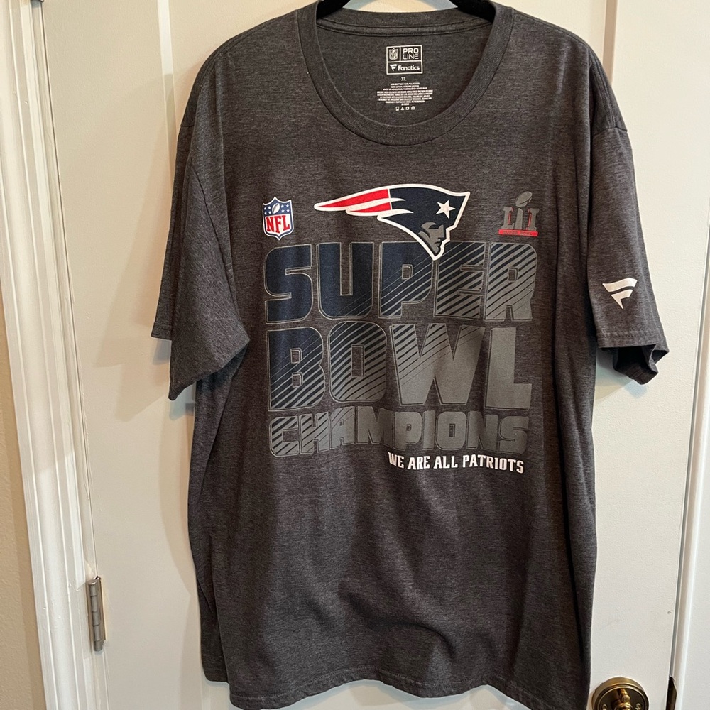 Fanatics Dark Gray Super Bowl Champions Tee